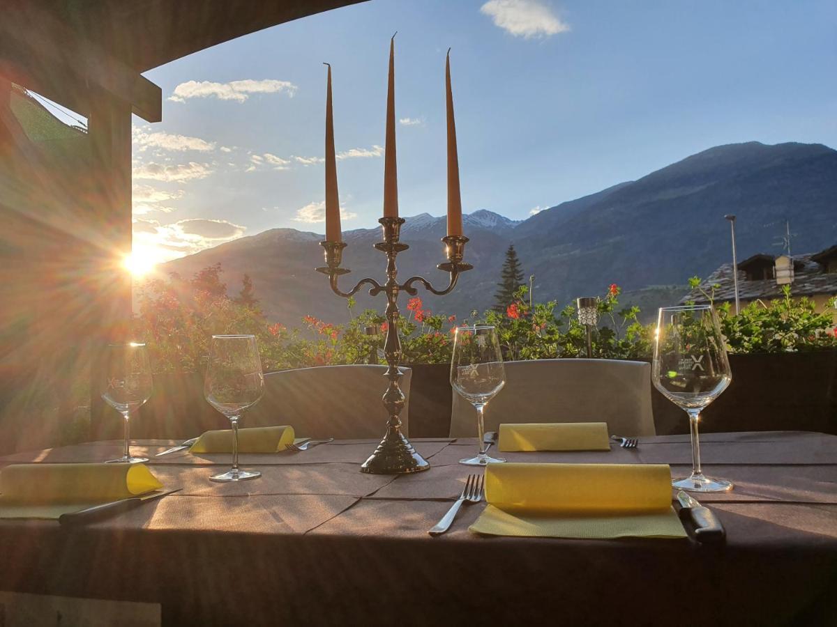 Hotel Ristorante Château Aymavilles Extérieur photo